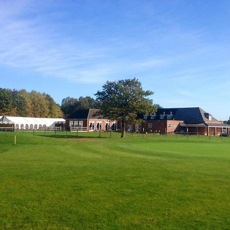 Silverstone Golf Club And Hotel Экстерьер фото