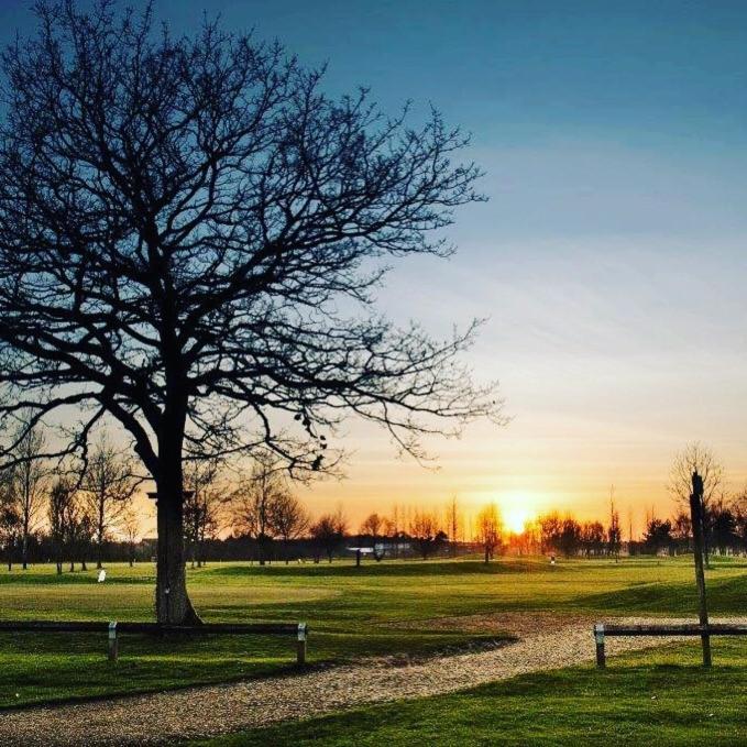 Silverstone Golf Club And Hotel Экстерьер фото
