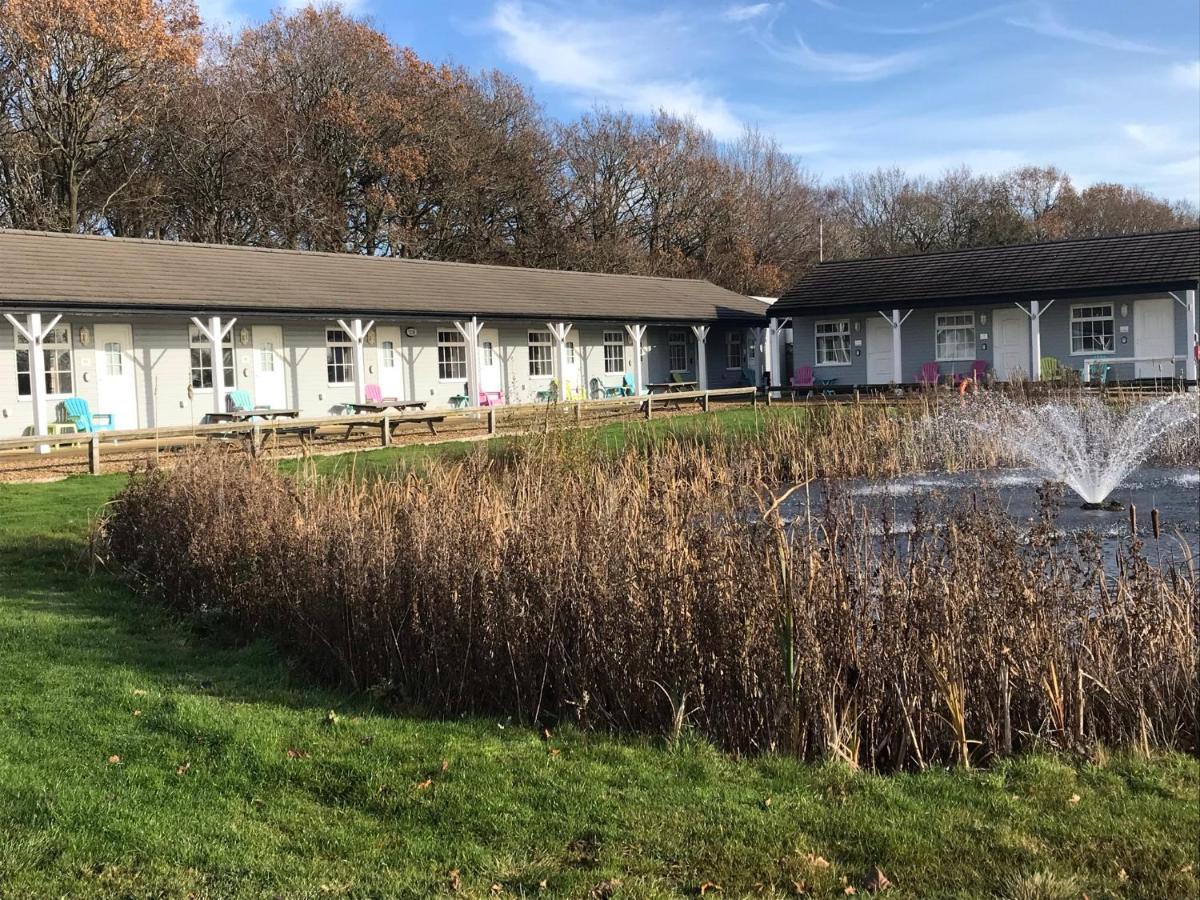 Silverstone Golf Club And Hotel Экстерьер фото