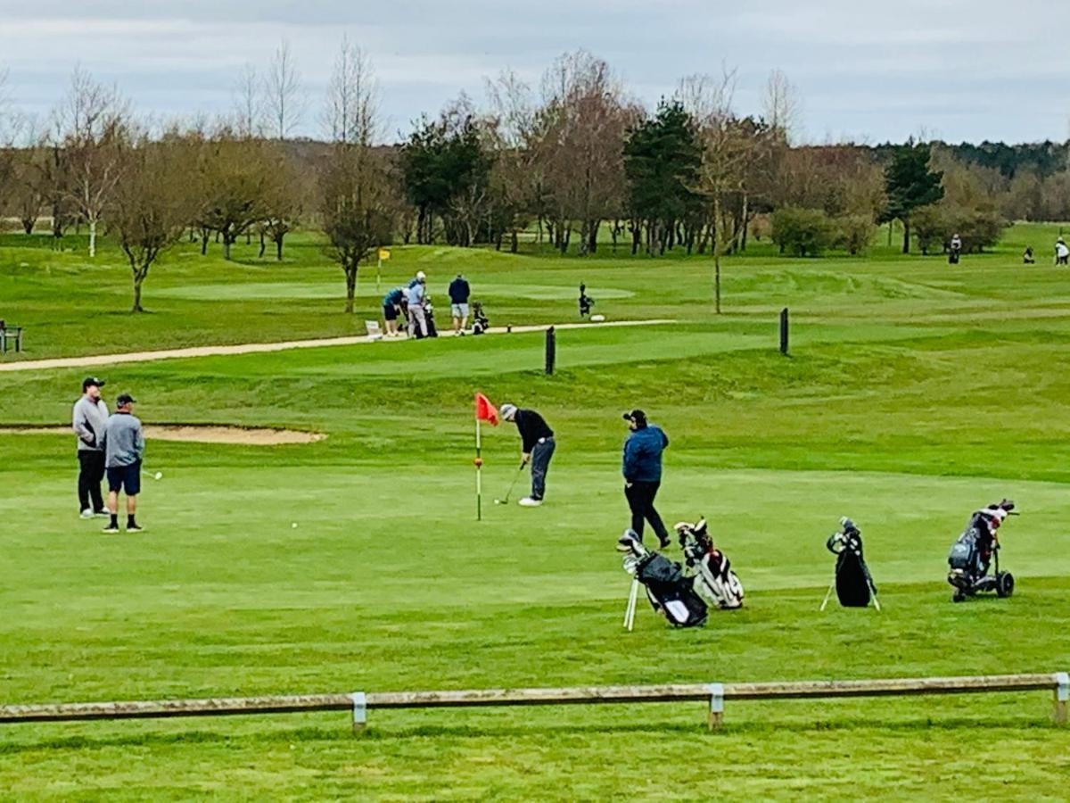 Silverstone Golf Club And Hotel Экстерьер фото