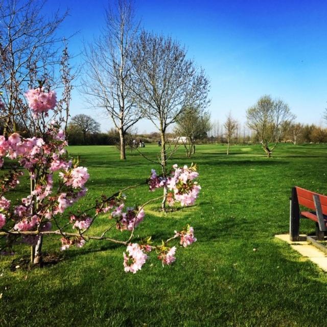 Silverstone Golf Club And Hotel Экстерьер фото